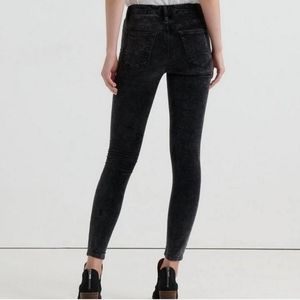 NWT Lucky Brand Ava Mid Rise Skinny Velvet Pant